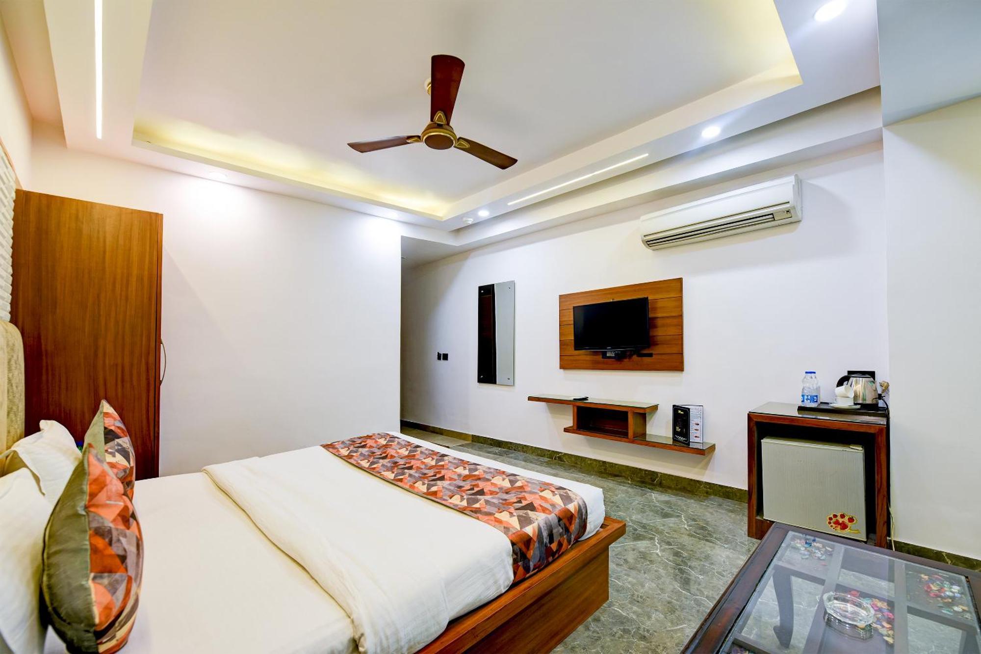 Hotel Sohana Palace Near New Delhi Railway Station And Connaught Place Екстериор снимка