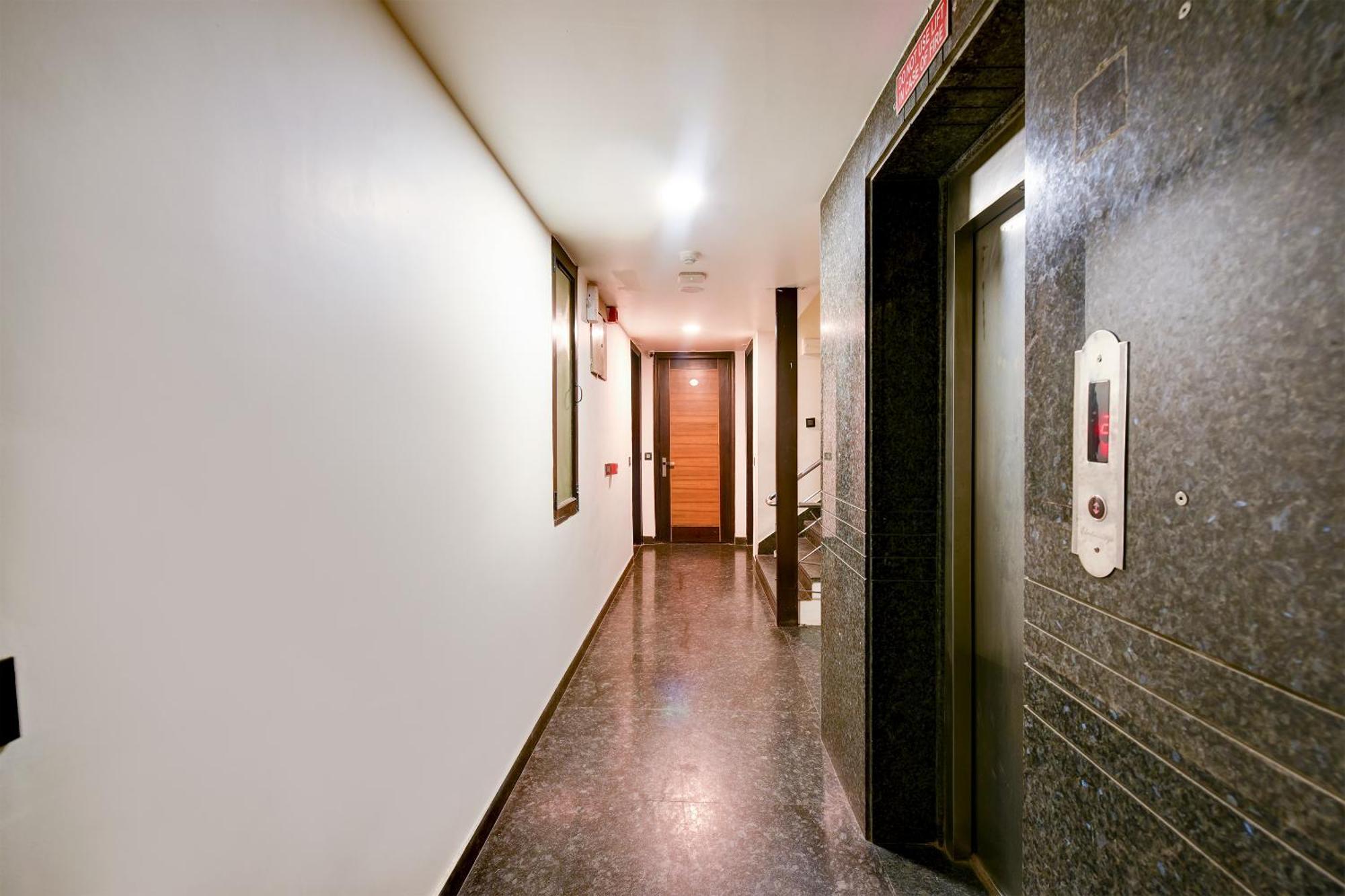 Hotel Sohana Palace Near New Delhi Railway Station And Connaught Place Екстериор снимка