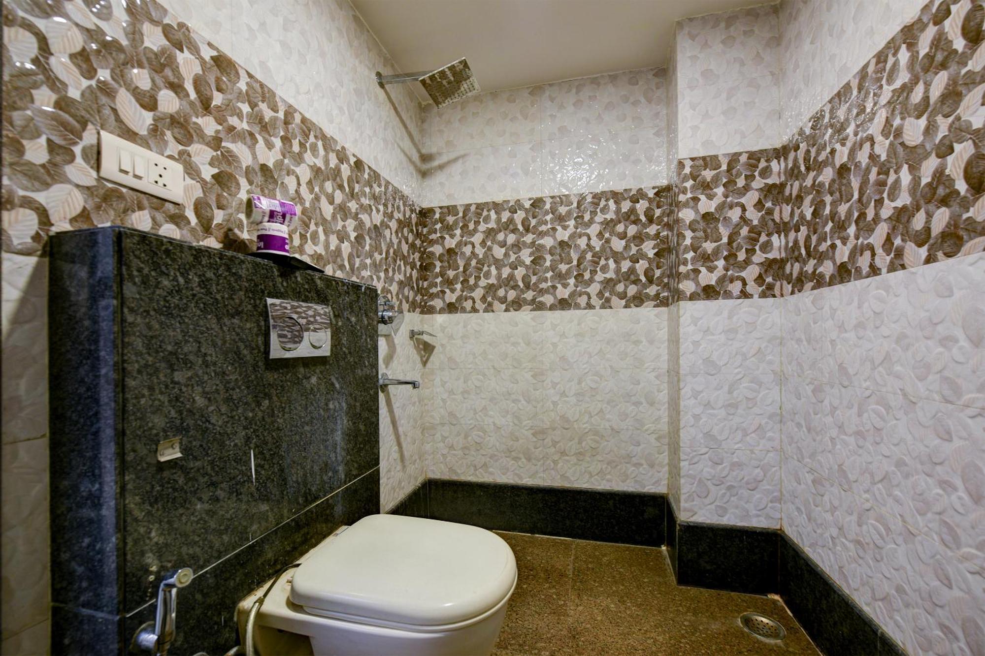 Hotel Sohana Palace Near New Delhi Railway Station And Connaught Place Екстериор снимка