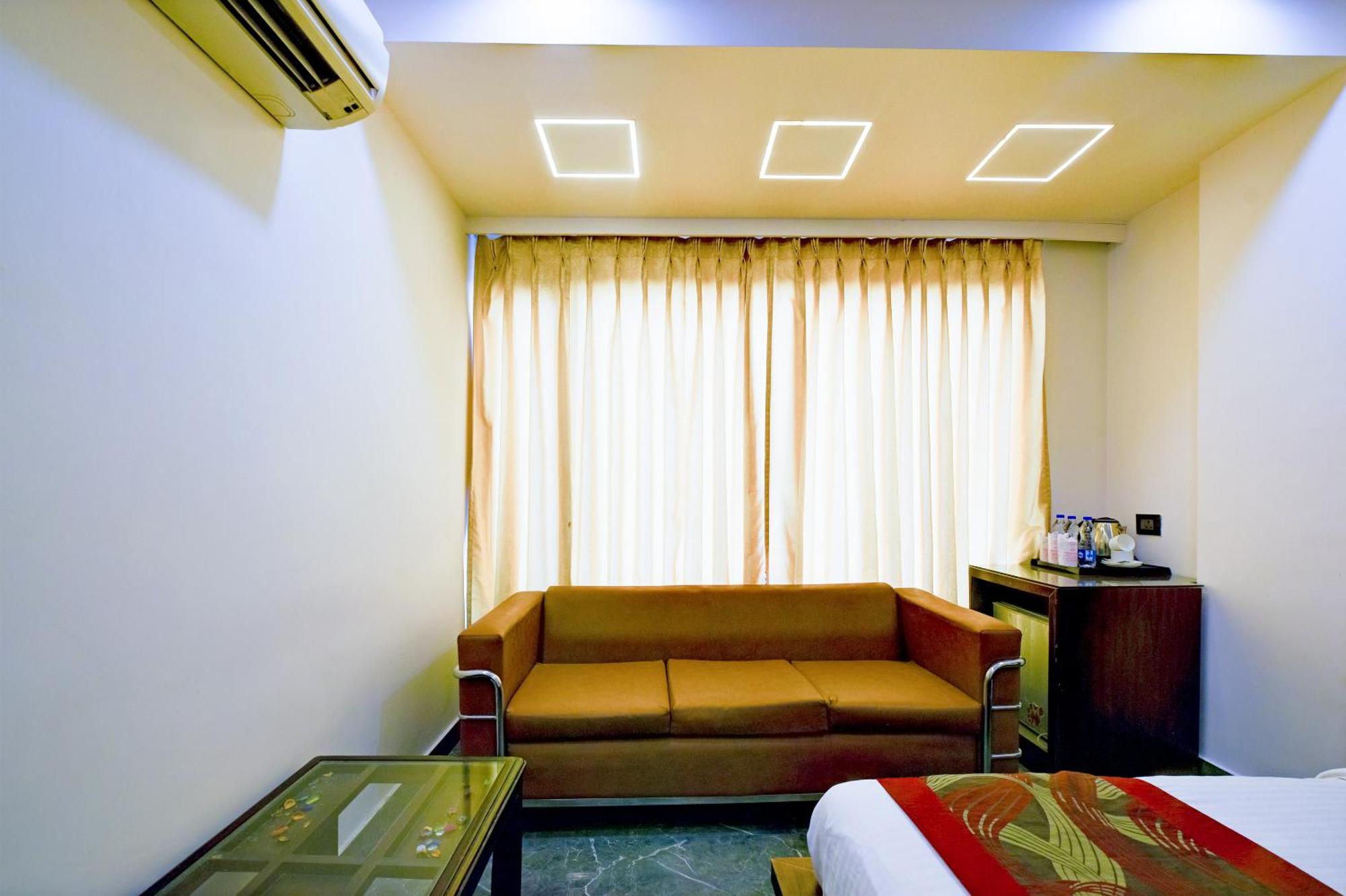Hotel Sohana Palace Near New Delhi Railway Station And Connaught Place Екстериор снимка
