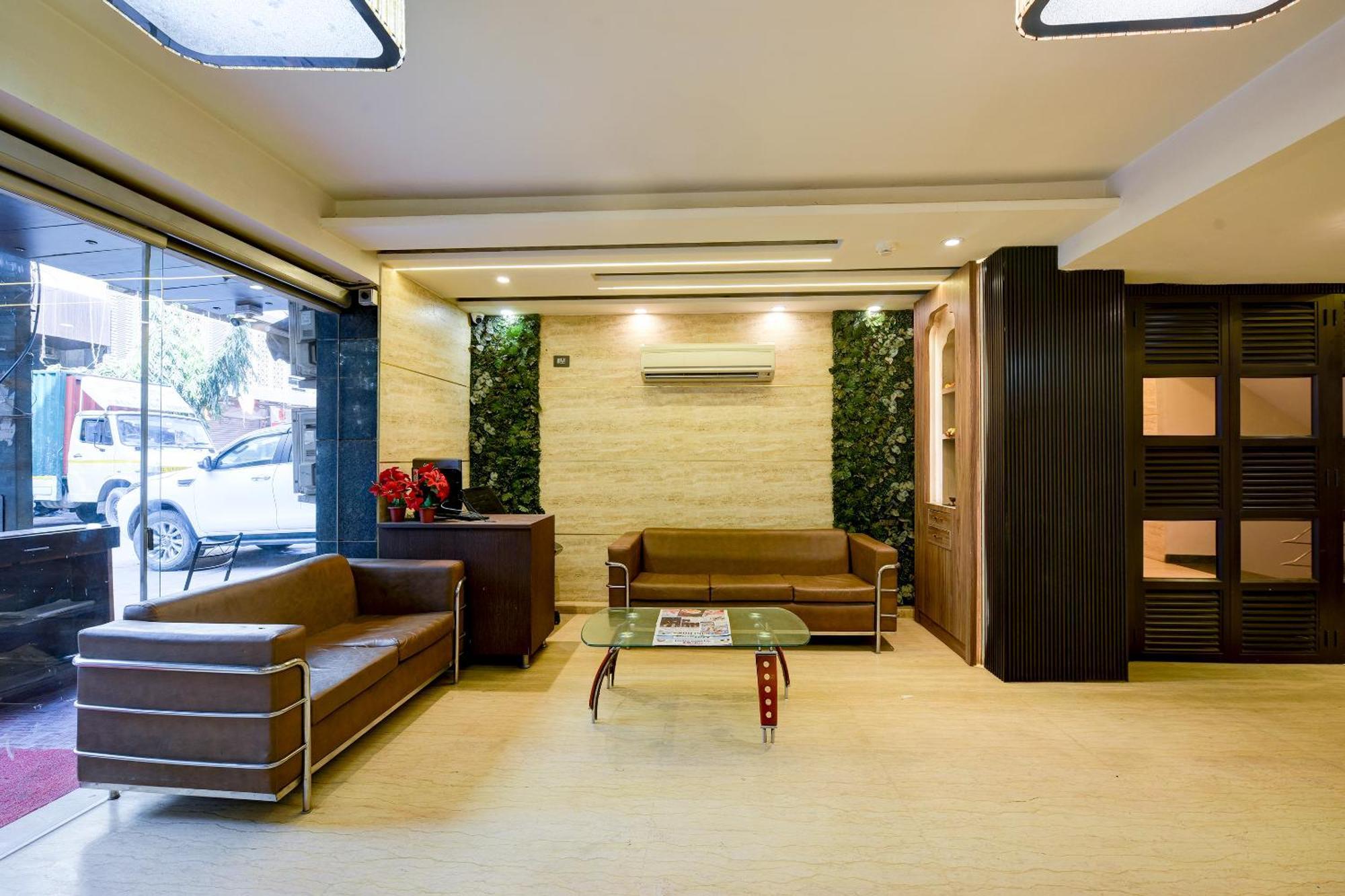 Hotel Sohana Palace Near New Delhi Railway Station And Connaught Place Екстериор снимка