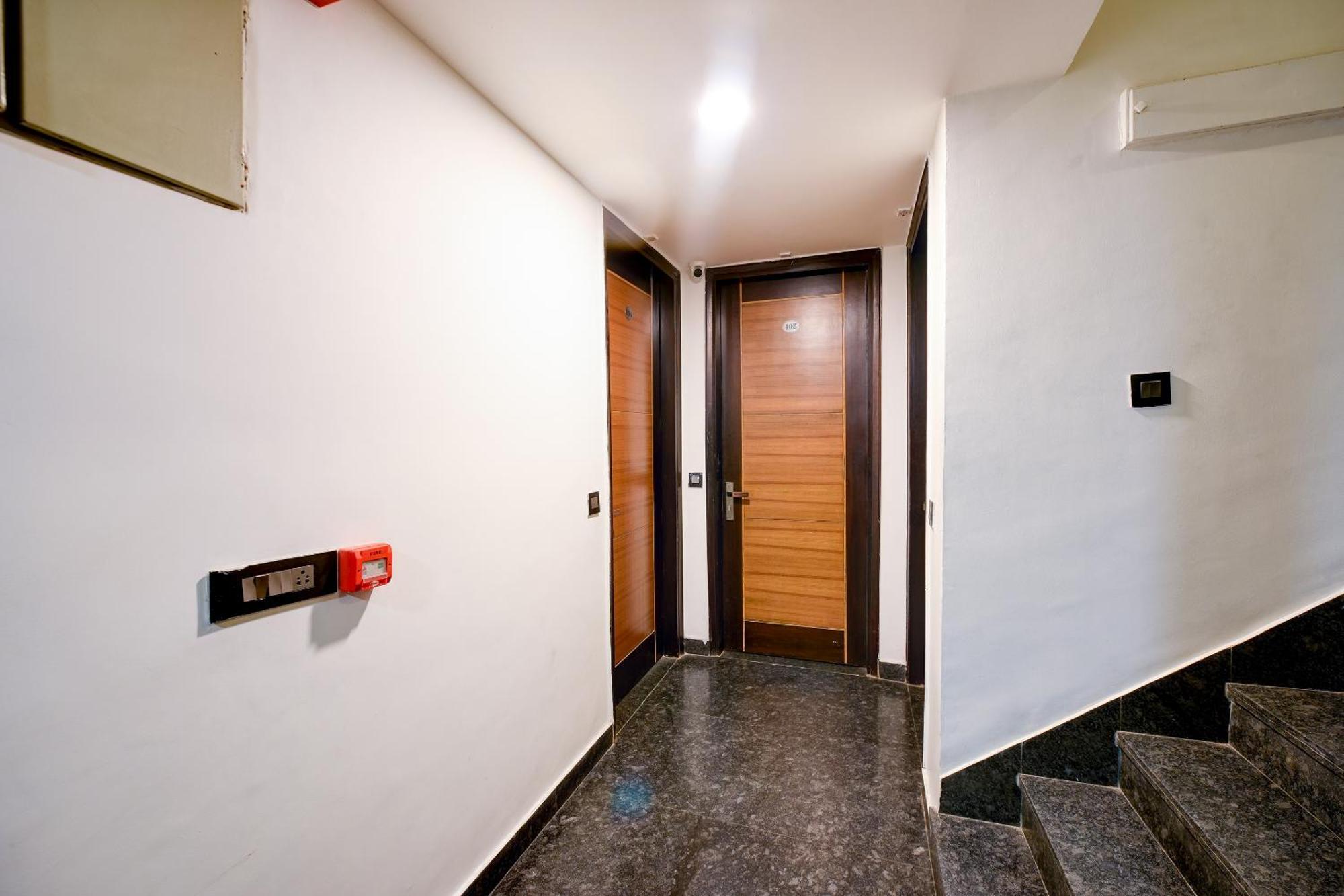 Hotel Sohana Palace Near New Delhi Railway Station And Connaught Place Екстериор снимка