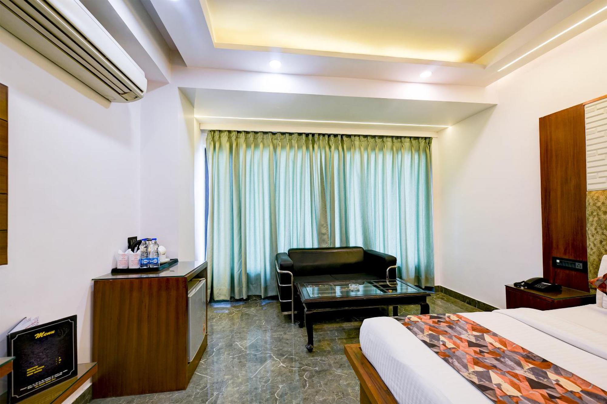Hotel Sohana Palace Near New Delhi Railway Station And Connaught Place Екстериор снимка